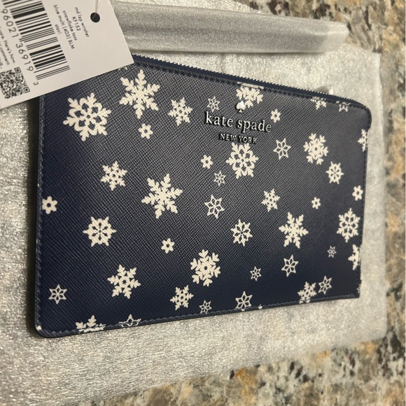 Kate Spade Staci Medium L Zip Wristlet Snowflake Toss (still in plastic) lzp - Picture 6 of 16